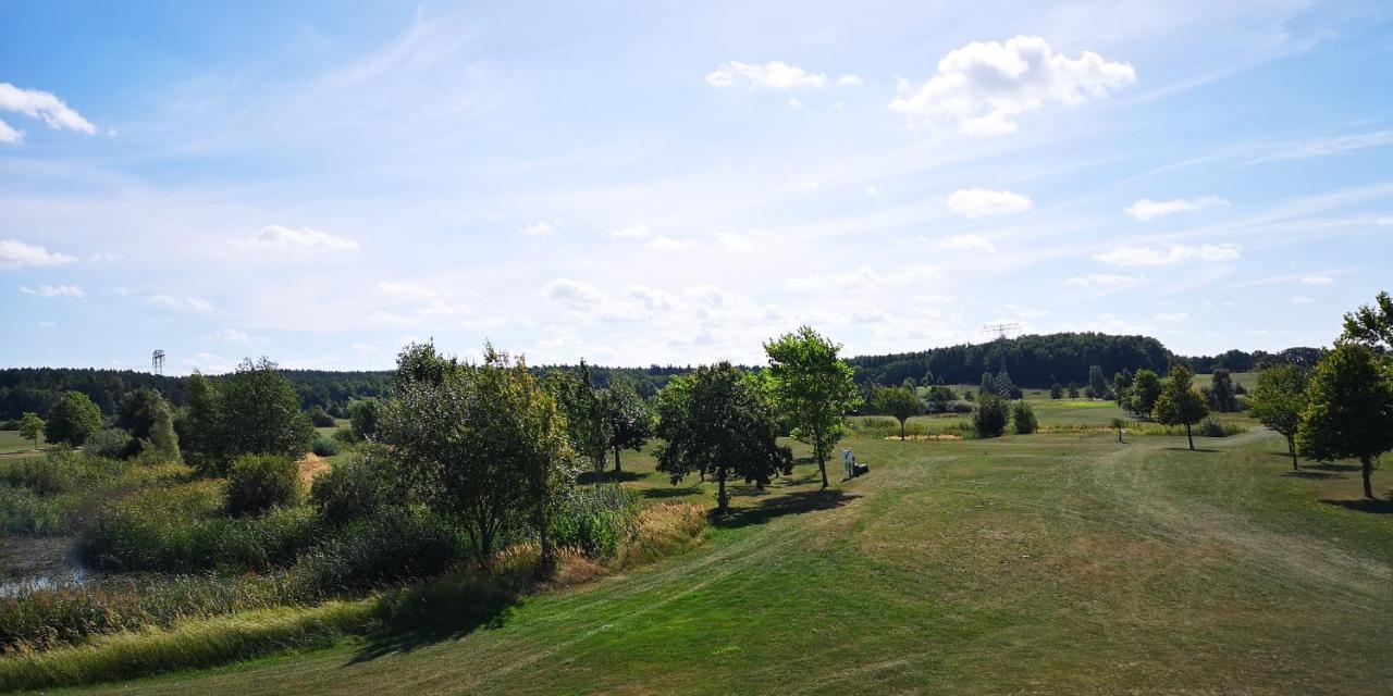 Golfcentrum Schloss Karnitz Ruegen Garz  Buitenkant foto